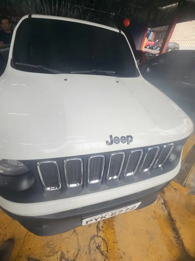 Carro Jeep Renegade 2016 Sport 1.8 4x2 (Flex)