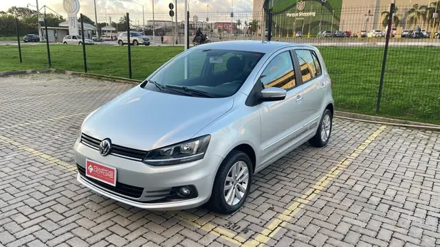Carro Volkswagen Fox 2019 1.6 MSI Connect (Flex)