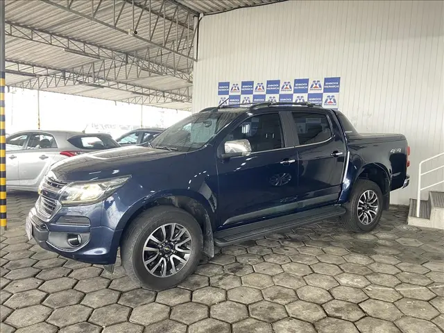 Carro Chevrolet S10 Cabine Dupla 2017 S10 2.8 CTDI High Country 4WD (Cabine Dupla) (Aut)