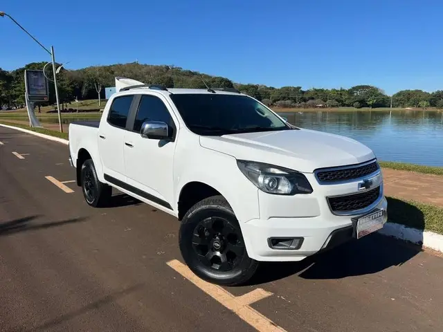 Carro Chevrolet S10 Cabine Dupla 2014 S10 2.4 LT 4x2 (Cab Dupla) (Flex)