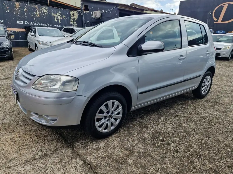 Volkswagen Fox 1.6 VHT I-Motion (Flex)