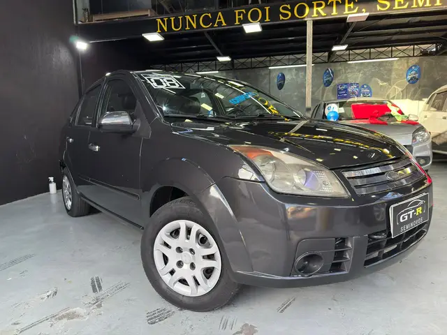 Carro Ford Fiesta Sedan 2008 1.6 (Flex)