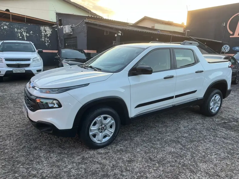 Fiat Toro Freedom 1.8 AT6 4x2 (Flex)