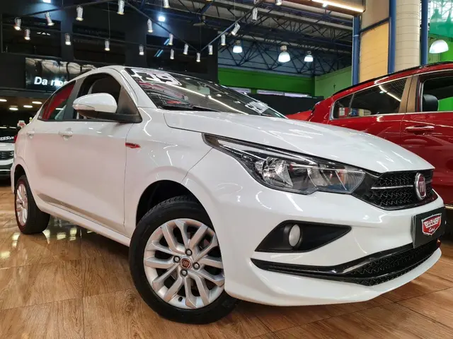 Carro Fiat Cronos 2019 1.3 Drive Firefly GSR (Flex)