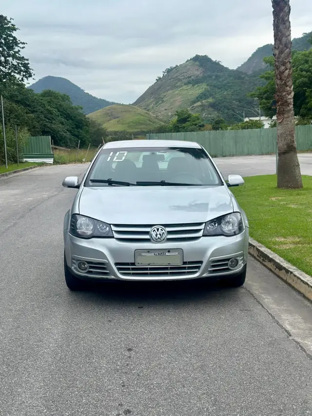 Carro Volkswagen Golf 2010 Sportline 1.6 (Flex)