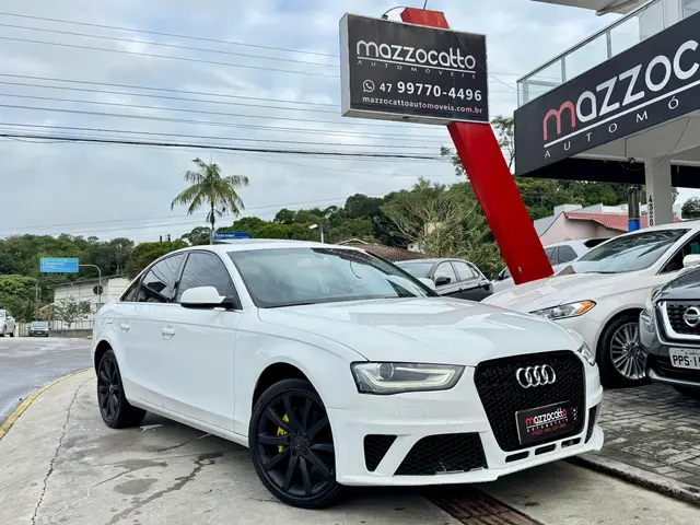 Carro Audi A4 2013 2.0 TFSI Ambition Quattro S Tronic