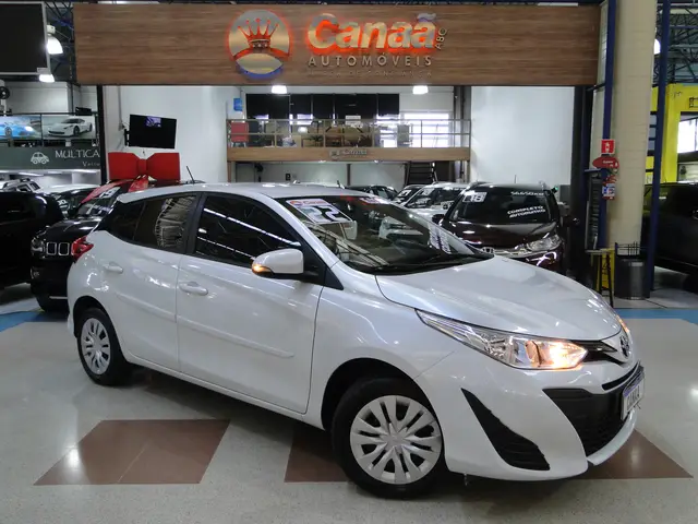 Carro Toyota Yaris 2022 1.3 XL Live CVT (Flex)