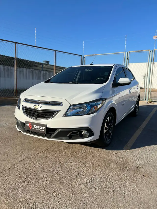 Carro Chevrolet Onix 2015 1.4 LTZ SPE/4