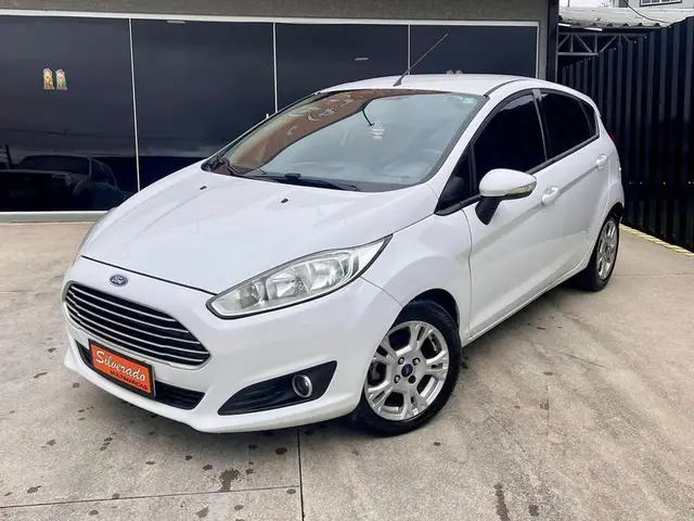Carro Ford Fiesta Hatch 2014 SE Plus 1.6 RoCam (Flex)