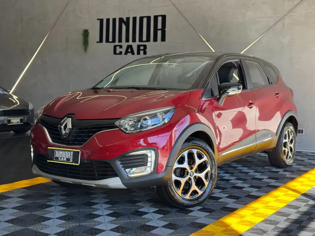 Carro Renault Captur 2018 Intense 1.6 16v SCe CVT (Flex)