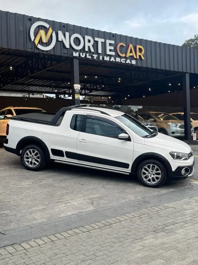 Carro Volkswagen Saveiro 2015 Cross 1.6 16v MSI CE (Flex)