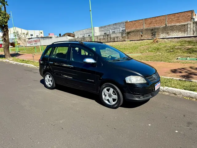 Carro Volkswagen SpaceFox 2008 Comfortline 1.6 8V (Flex)