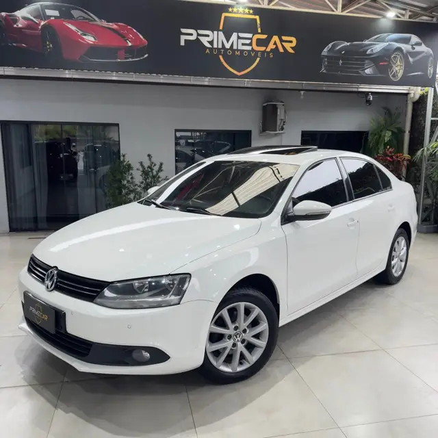 Carro Volkswagen Jetta 2013 2.0 Comfortline (Flex)