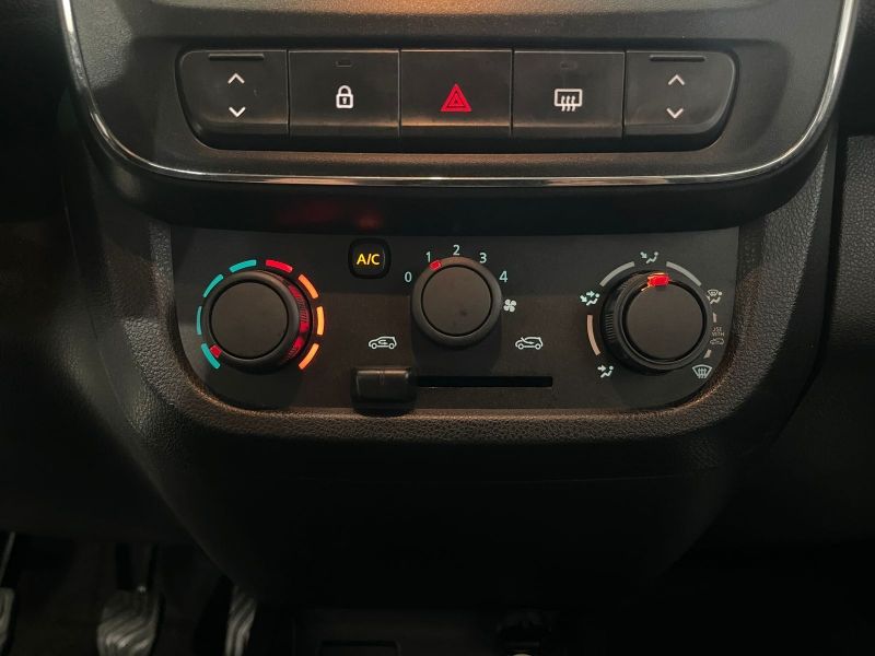 Kwid Zen 1.0 12v SCe (Flex)