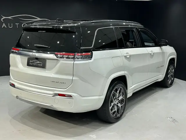 Carro Jeep Commander 2023 Overland 1.3 T270