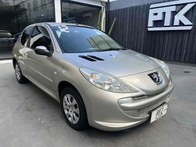 Carro Peugeot 207 2012 Hatch XR 1.4 8V (flex) 2p