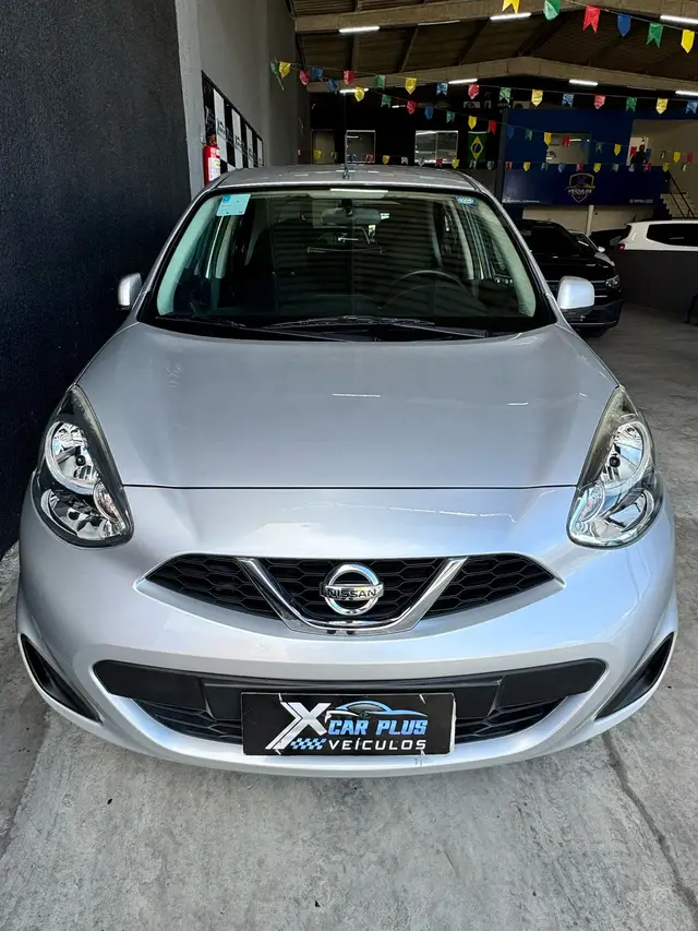 Carro Nissan March 2016 1.0 12V S (Flex)