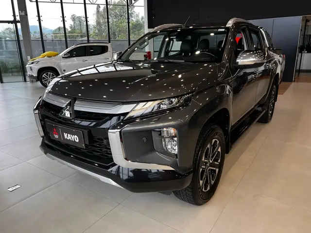 Carro Mitsubishi L200 Triton Sport 2023 HPE-S 2.4