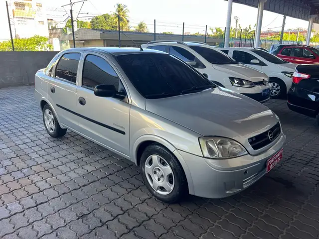 Carro Chevrolet Corsa Sedan 2005 Premium 1.0 (Flex)
