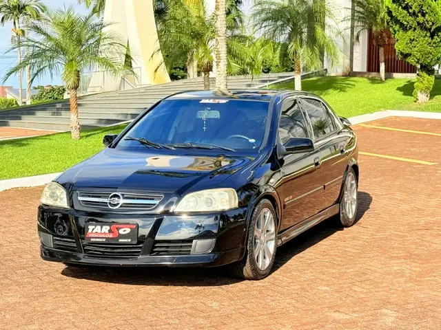 Carro Chevrolet Astra Hatch 2004 GSi 2.0 16V