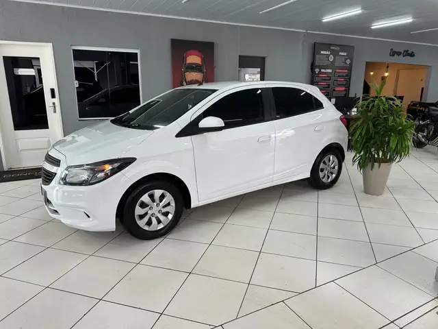 Carro Chevrolet Onix 2019 1.0 Joy SPE/4