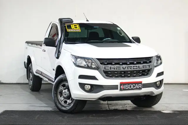 Carro Chevrolet S10 Cabine Simples 2018 S10 2.8 CTDi Cabine Simples LS 4WD
