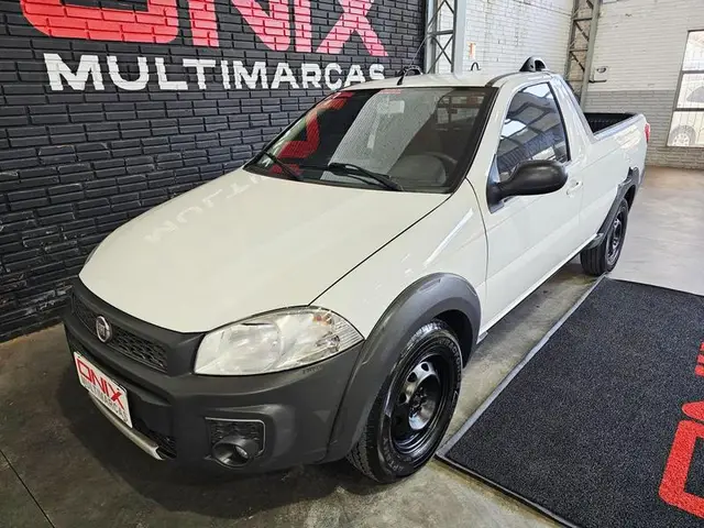 Carro Fiat Strada 2017 Hard Working 1.4 (Flex) (Cabine Simples)