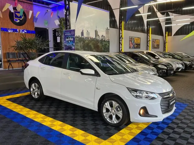 Carro Chevrolet Onix Plus 2024 Premier 1.0 Turbo (Aut.)