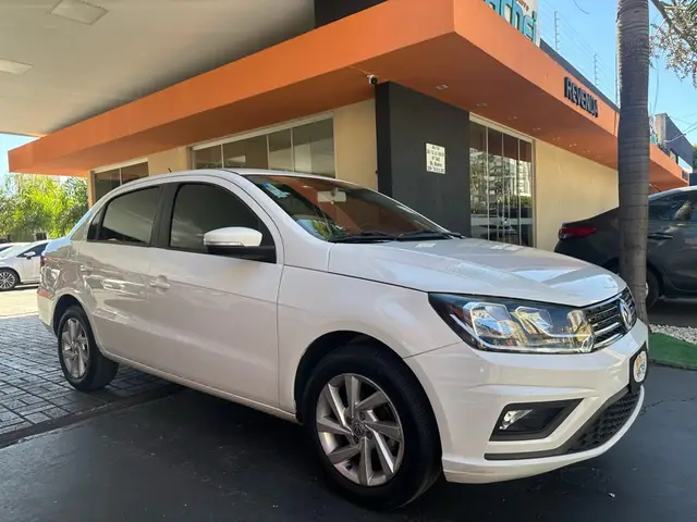 Carro Volkswagen Voyage 2022 1.6