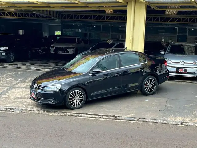Carro Volkswagen Jetta 2014 2.0 TSI Highline DSG