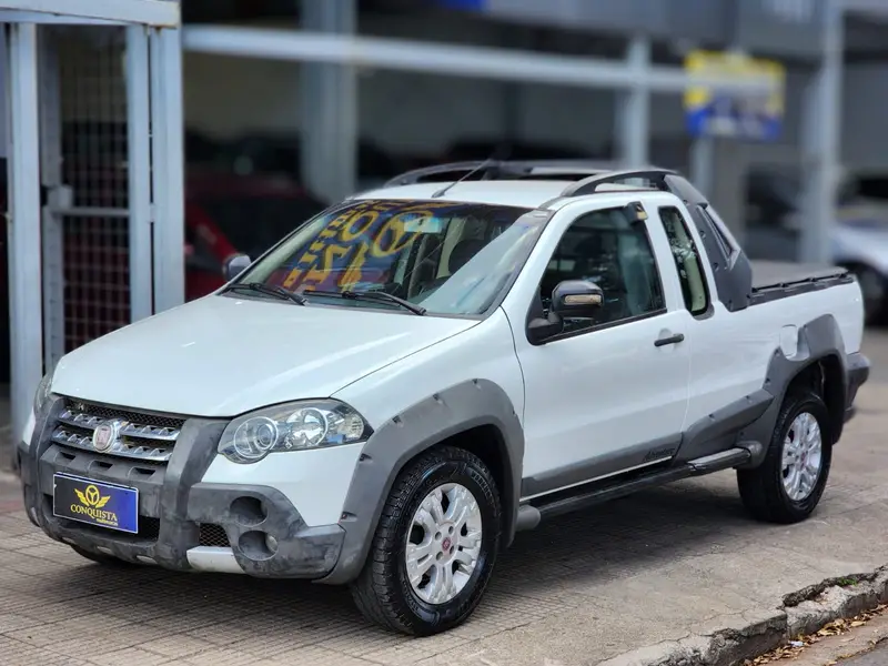 Fiat Strada Adventure 1.8 16V (Flex) (Cabine Estendida)