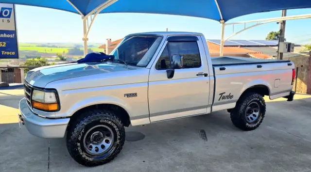 Carro Ford F-1000 1997 XL Turbo 4x2 2.5 HSD (Cab Simples)