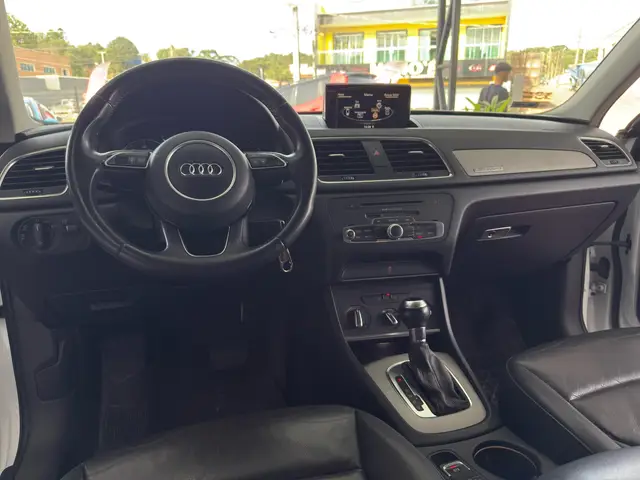 Carro Audi Q3 2014 2.0 TFSI Ambiente S Tronic Quattro