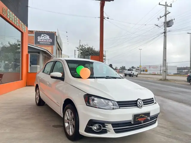 Carro Volkswagen Voyage 2018 1.6 MSI Comfortline (Flex)