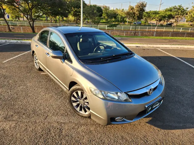 Carro Honda Civic 2010 New  LXL 1.8 16V (Flex)