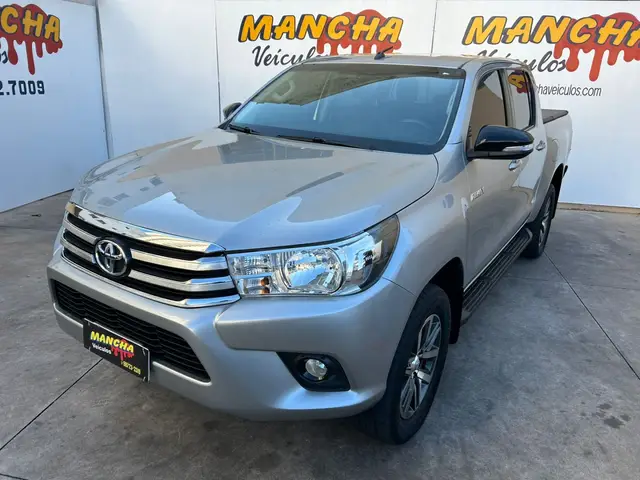 Carro Toyota Hilux Cabine Dupla 2017 Hilux 2.7 SRV CD 4x2 (Flex) (Aut)