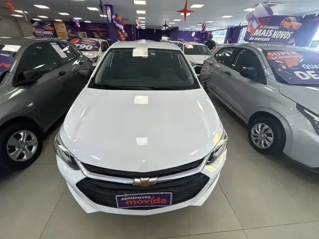 Carro Chevrolet Onix 2024 1.0