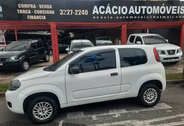 Carro Fiat Uno 2016 Vivace 1.0 8V (Flex) 2p