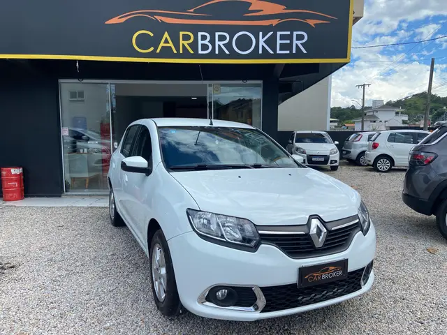 Carro Renault Sandero 2016 Dynamique 1.6 8V (Flex)