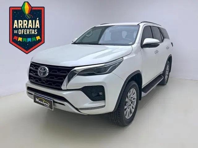 Carro Toyota SW4 2021 SRX 2.8 turbodiesel 7L 4x4 (Aut)