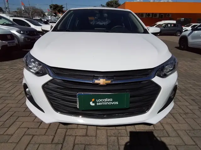 Carro Chevrolet Onix Plus 2024 LT 1.0