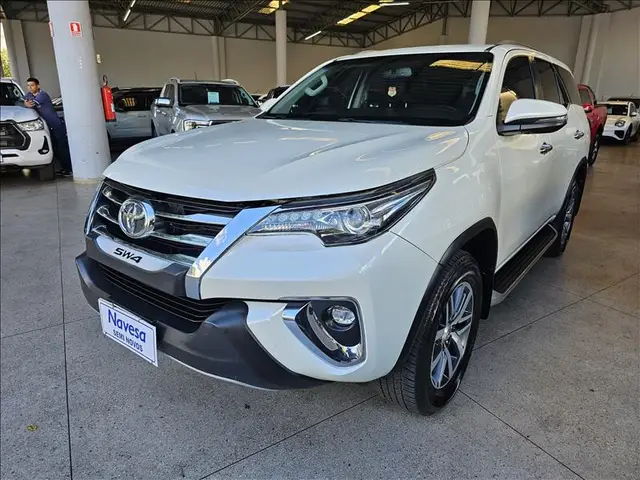 Carro Toyota SW4 2020 2.8 TDI SRX 7L 4x4 (Aut) (Diesel)