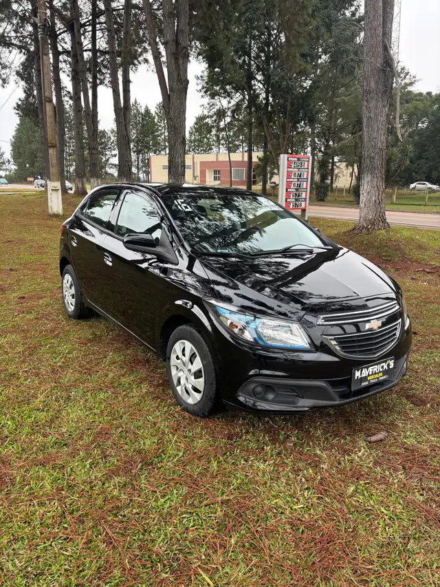 Carro Chevrolet Onix 2016 1.4 LT SPE/4