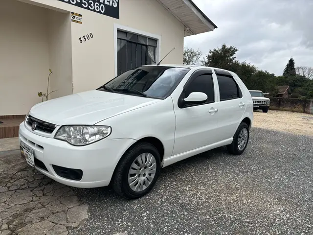 Carro Fiat Palio 2015 Fire 1.0 8V (Flex) 4p