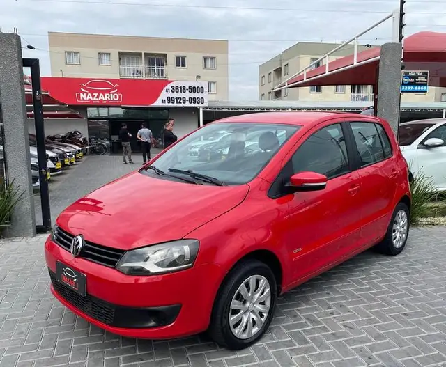 Carro Volkswagen Fox 2013 1.0 TEC (Flex) 4p