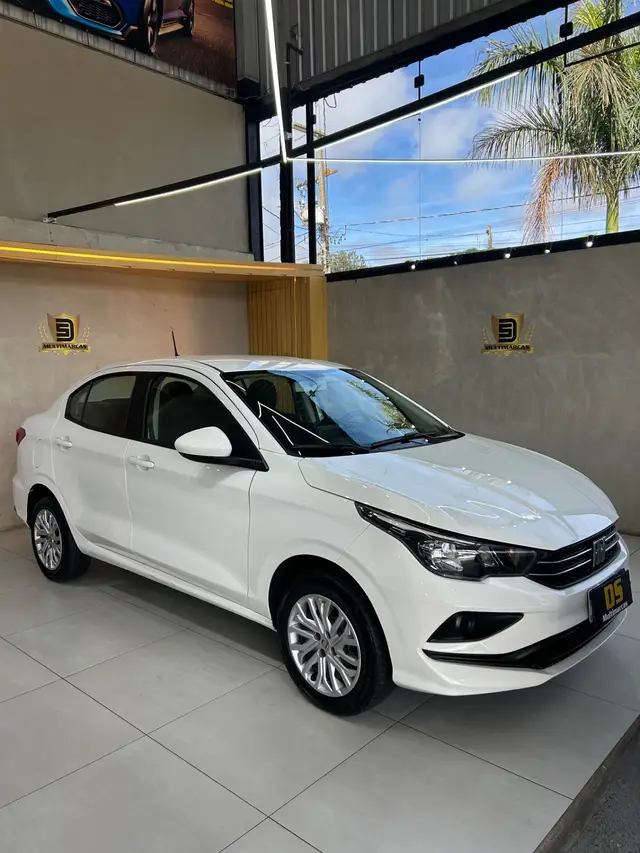 Carro Fiat Cronos 2023 Drive 1.0 (Flex) MT