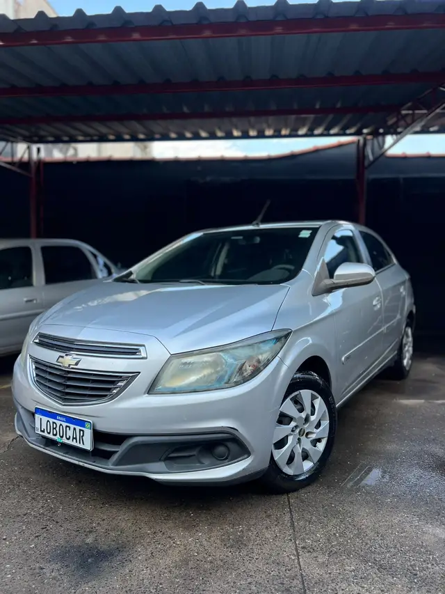 Carro Chevrolet Onix 2014 1.4 LT SPE/4