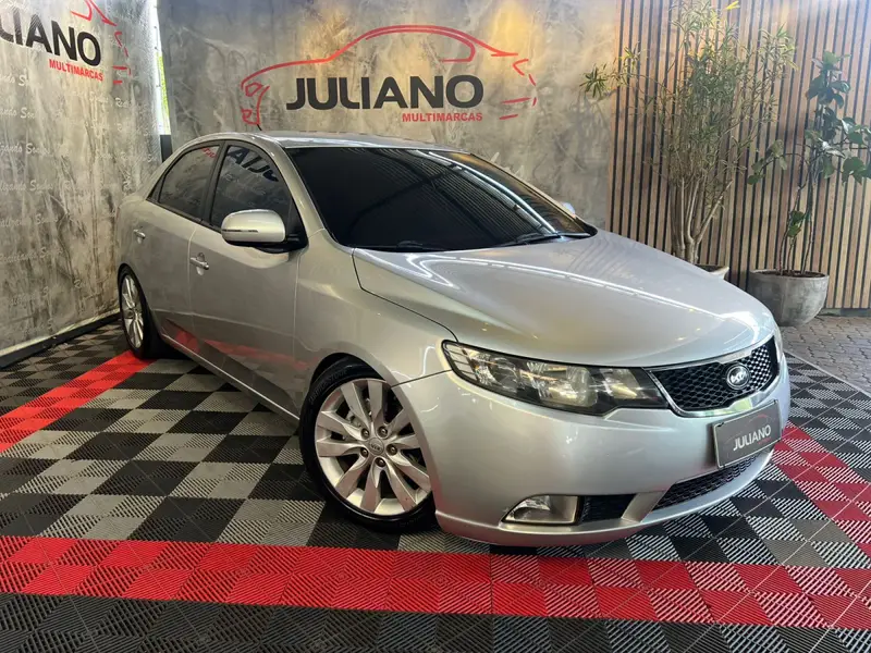 Kia Cerato EX 1.6 16V E.273(aut)