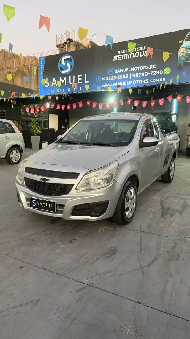 Carro Chevrolet Montana 2017 LS 1.4 (Flex)