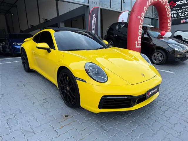 Carro Porsche 911 2020 Carrera